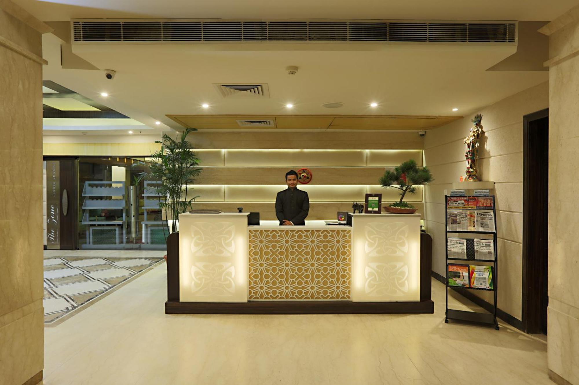 Отель Prithvi Palace Aerocity Delhi Airport Нью-Дели Экстерьер фото